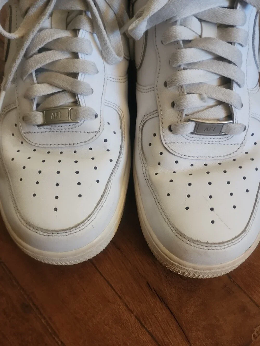 Nike White Men’s Air Force 1 Low-Top Leather Sneakers